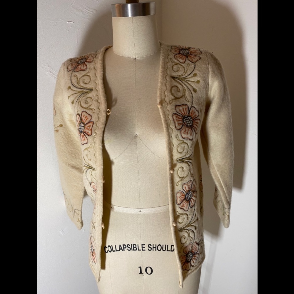 Vintage embroidered floral jacket